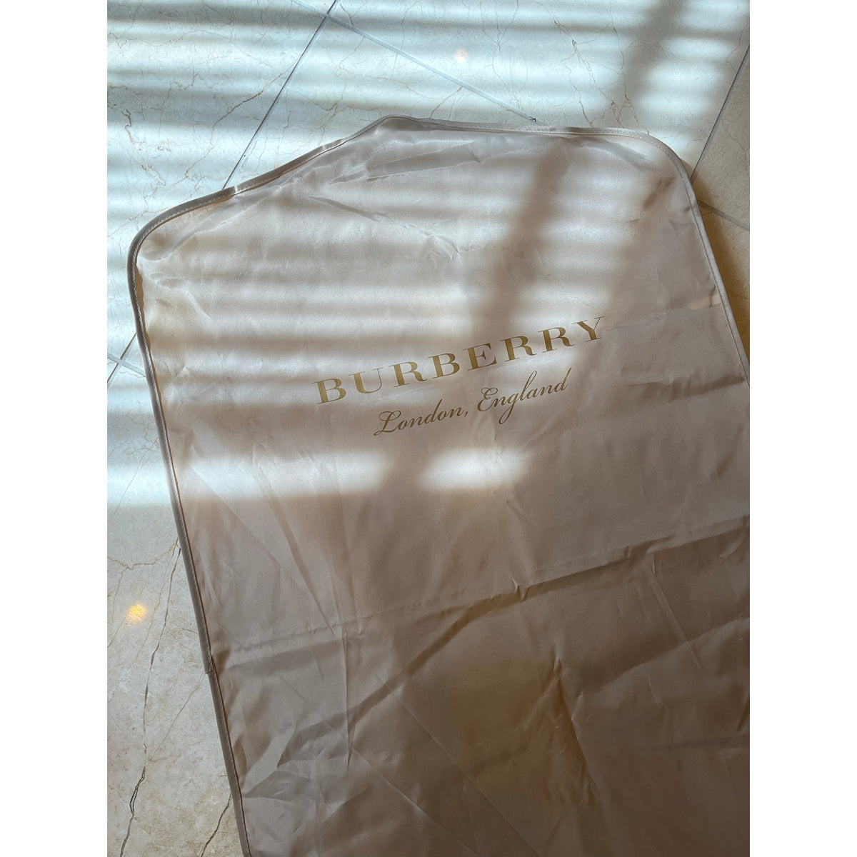 Authentic Burberry trench coat with fur hood