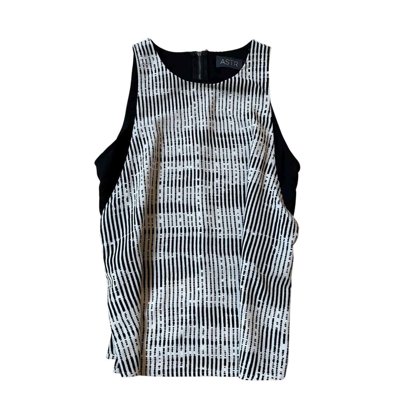 ASTR The Label Black White Geometric Print Open Back Shift Blouse Size Small
