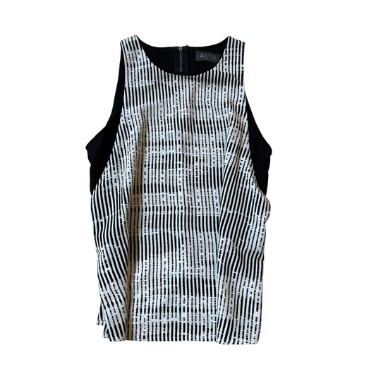 ASTR The Label Black White Geometric Print Open Back Shift Blouse Size Small